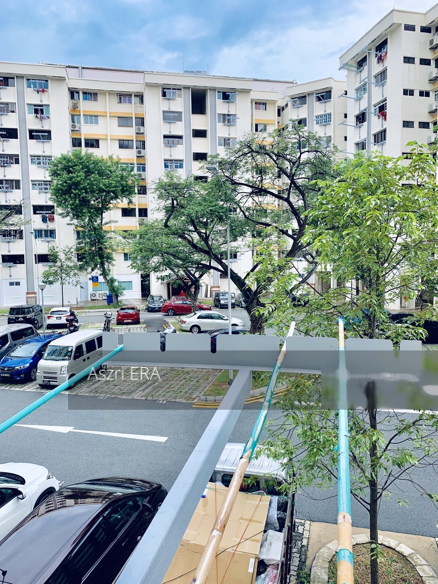 Blk 143 Tampines Street 12 (Tampines), HDB 5 Rooms #204230401
